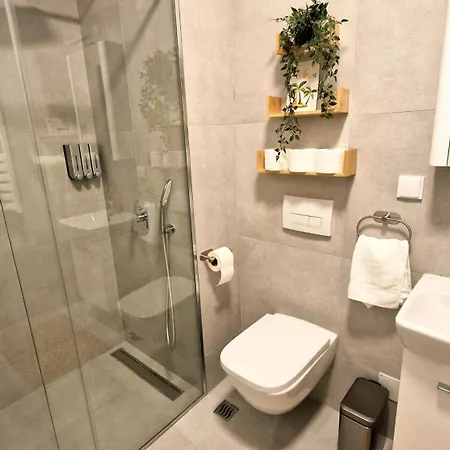 Fluvius - Planet Nis, Free Parking Appartamento